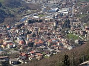 66 Zoom sul centro abitato di Zogno